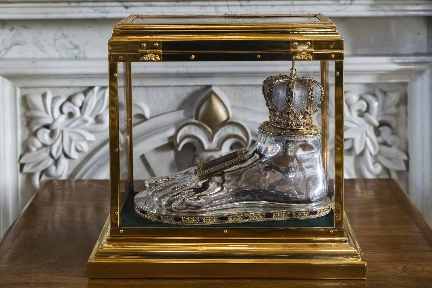 Ковчег с частицей стопы святителя Митрофана Воронежского